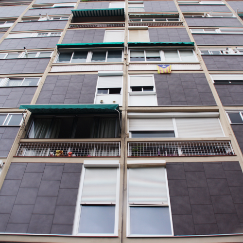 imgi_14_fachada_emplazada_en_Barcelona_(at1)